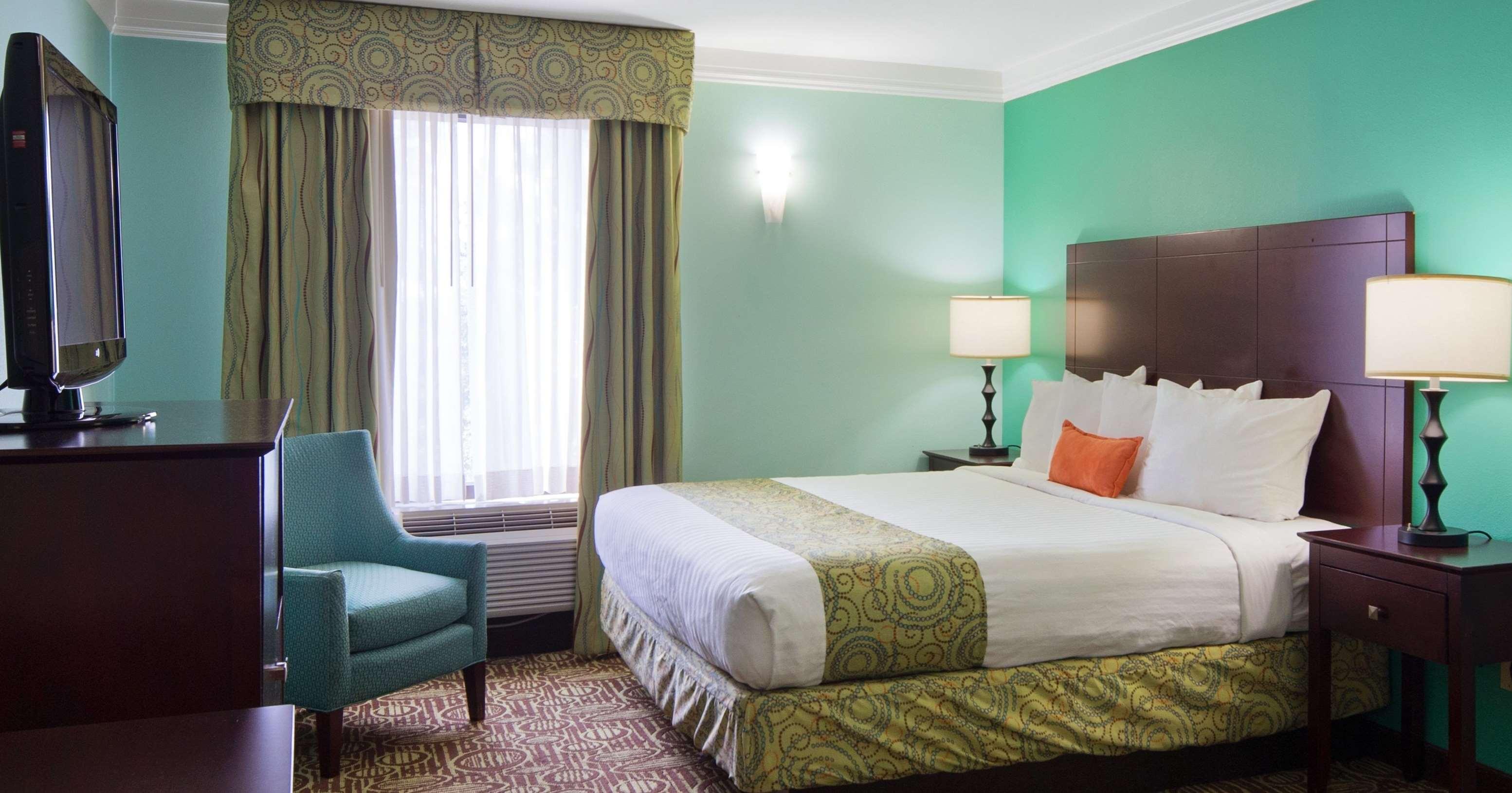 Best Western Plus Glen Allen Inn Extérieur photo