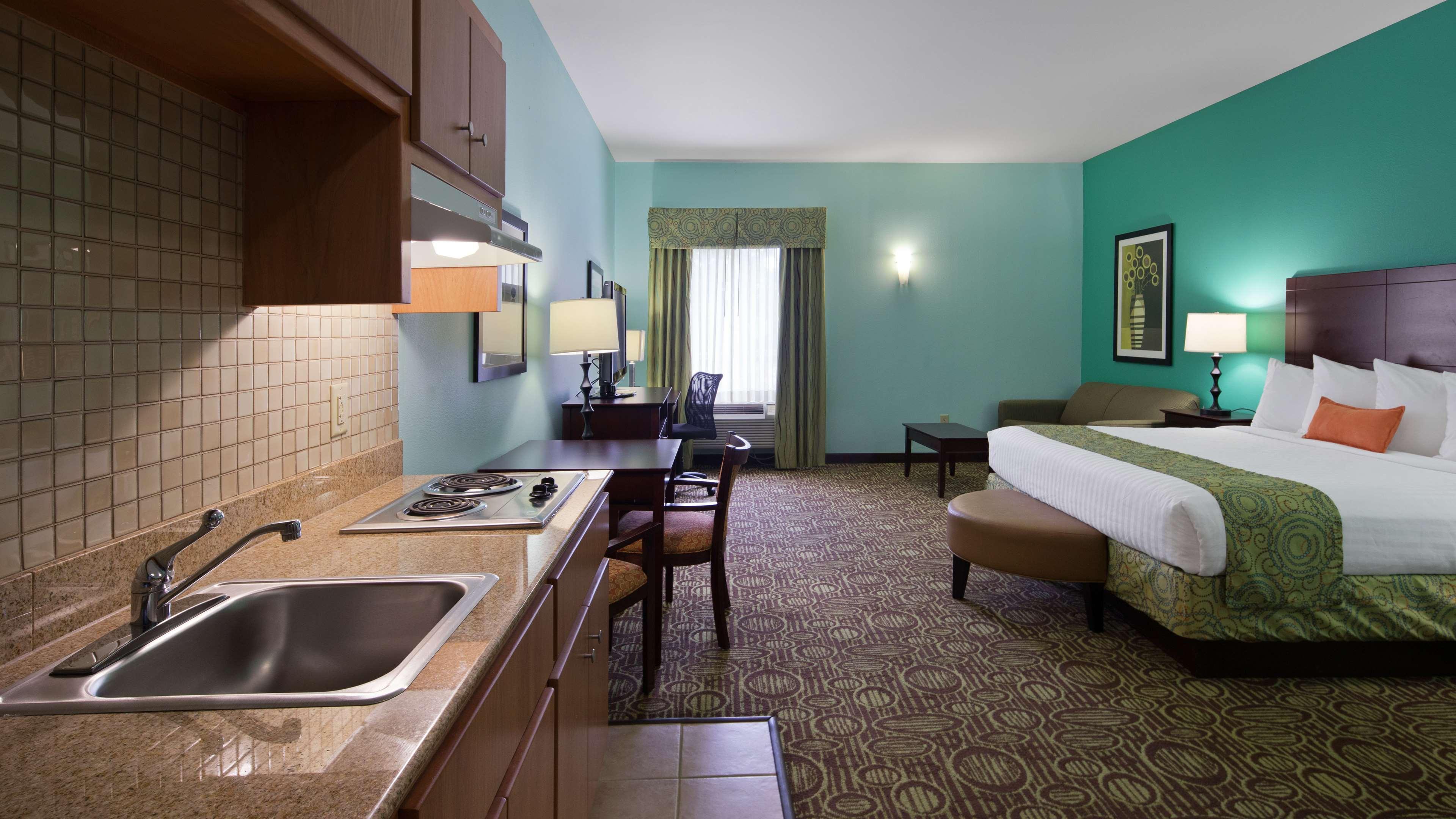 Best Western Plus Glen Allen Inn Extérieur photo