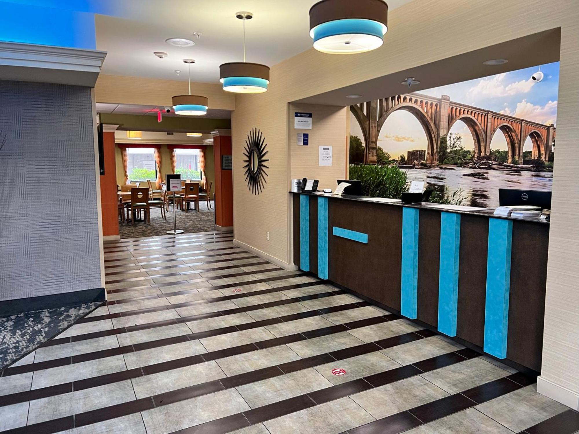 Best Western Plus Glen Allen Inn Extérieur photo